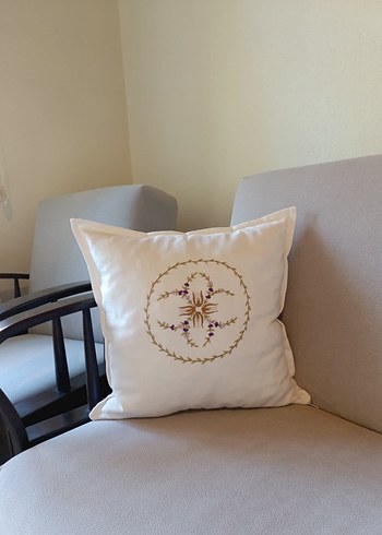 Bordo Nakışlı Klasik Dekoratif Yastık - Görsel 5