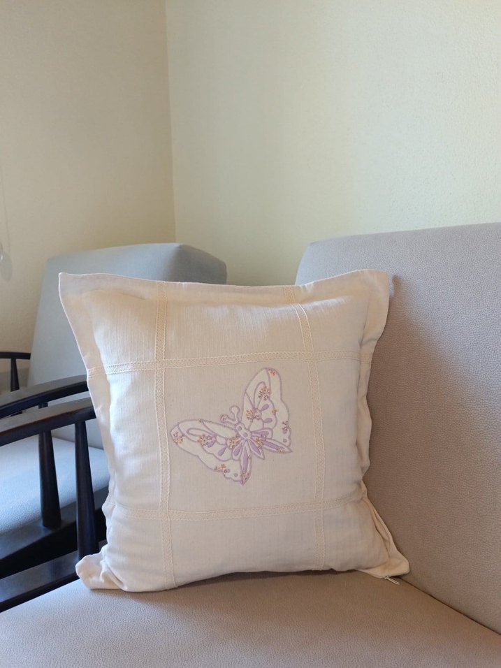 Bordo Nakışlı Klasik Dekoratif Yastık - Görsel 3