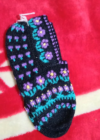 Çiçek Nakışlı Renkli Kız Çorabı - Görsel 2