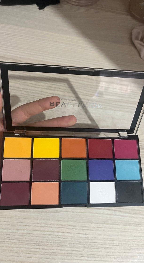 Revolution renkli far paleti - Görsel 2