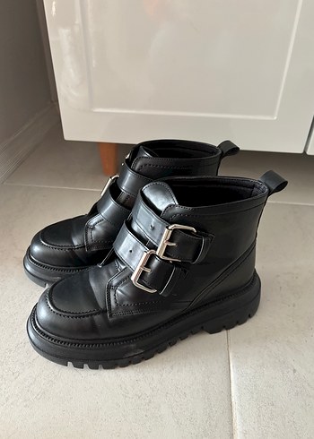 Tokalı Siyah Gotik Deri Platform Bot - Görsel 3