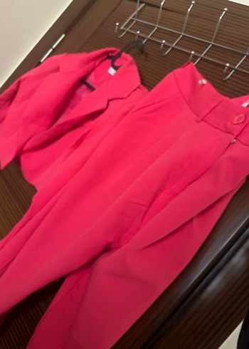 m Beden Pembe Mini Düğmeli Kadın Blazer Ceket Takım