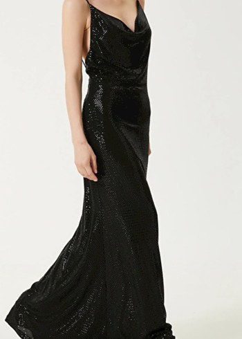 Nur Bilen Yavuzer tasarımı Siyah Payetli Abiye Elbise - Görsel 3