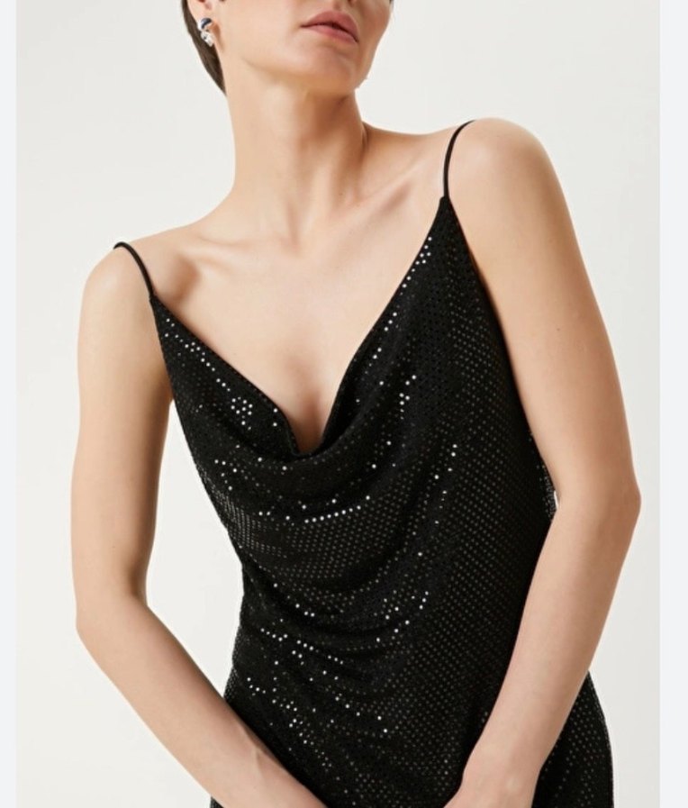 Nur Bilen Yavuzer tasarımı Siyah Payetli Abiye Elbise - Görsel 4