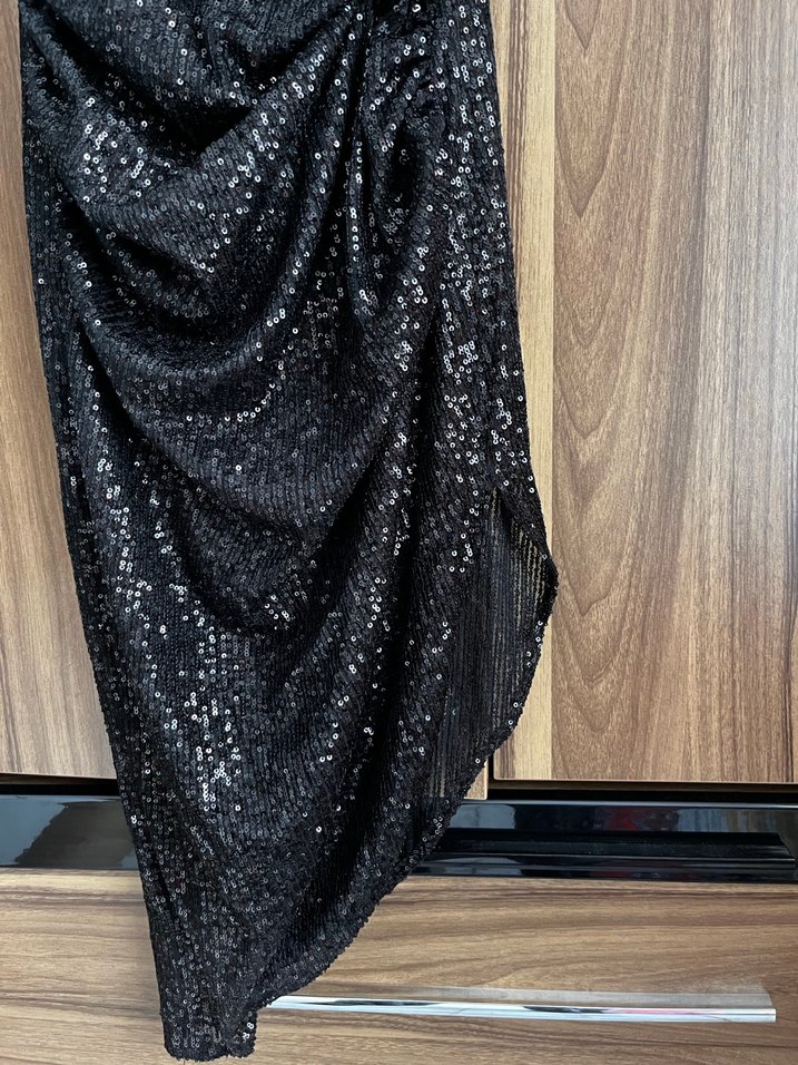 Siyah Payetli Straplez Midi Elbise - Görsel 5