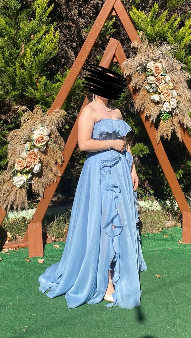 Volanlı Straplez Mavi Uzun Abiye Elbise - Görsel 3