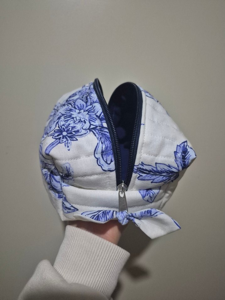 Kadın Makyaj Çantası Mavi Çiçek Desenli Fermuarlı - Görsel 5