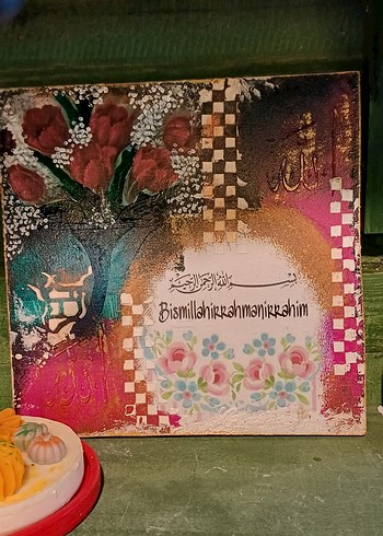 Çiçekli ve Yazılı Çok Renkli Tablo - Görsel 4