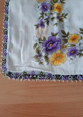 Kadın Oyalı Tülbent - Görsel 2