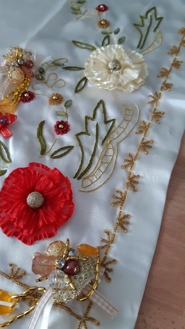 Saten İşlemeli Bohça Örtüsü - Görsel 4