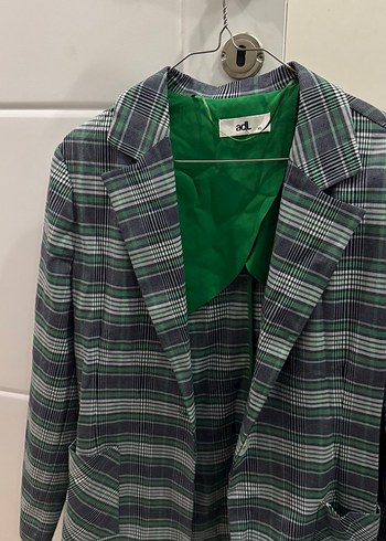 Düğmeli Gri-Yeşil Desenli Kadın Blazer Ceket
