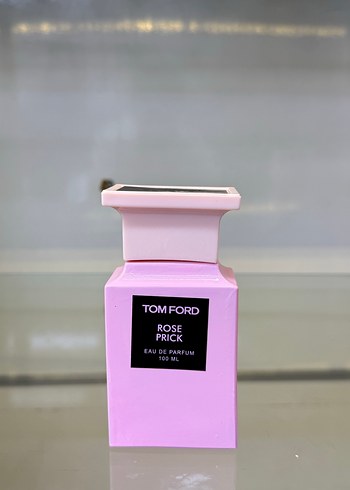 Beden Tom Ford Rose Prick