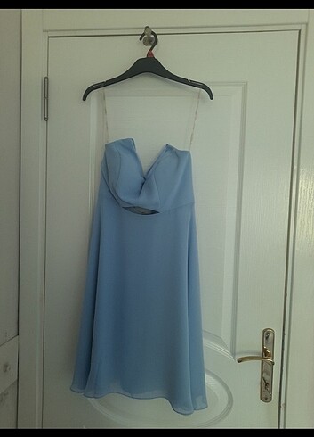 Kısa mavi elbise