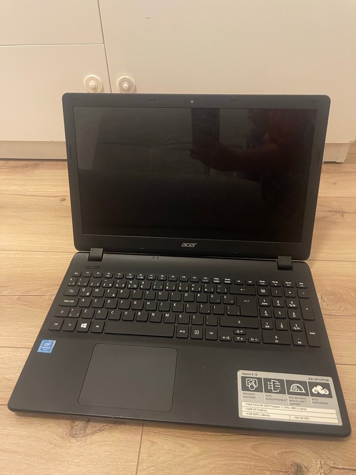 Siyah Acer Dizüstü Bilgisayar - Görsel 3