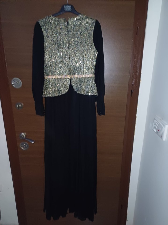 Nakışlı Siyah Uzun nişan elbisesi - Görsel 2