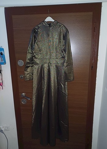 Altın Rengi Uzun elbise abiye - Görsel 2