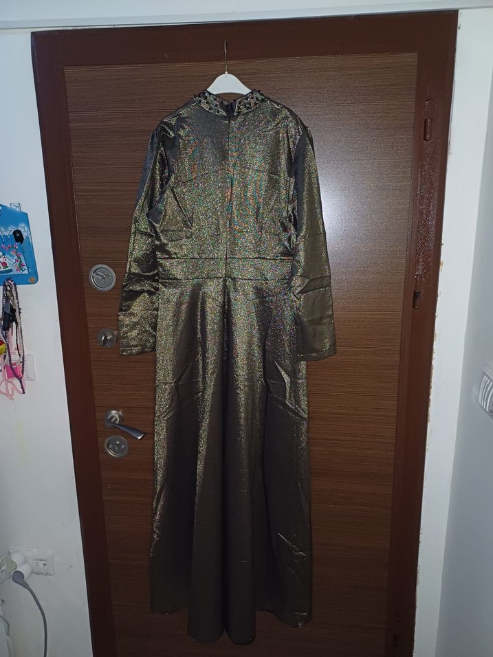 Altın Rengi Uzun elbise abiye - Görsel 2