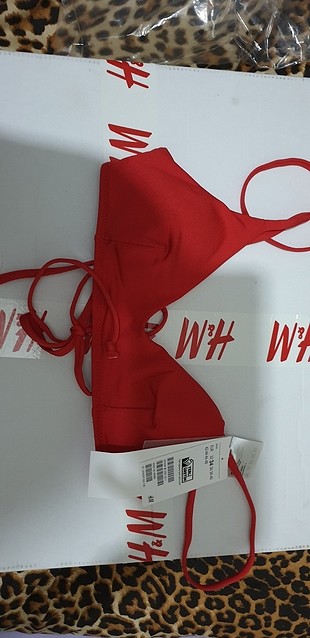 h&m bikini üstü kirmizi