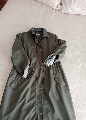 yesilUzun Kadın Yağmurluk Düğmeli Cep Detaylı - Görsel 5