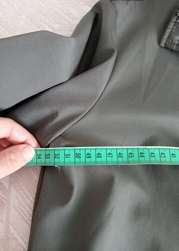 yesilUzun Kadın Yağmurluk Düğmeli Cep Detaylı - Görsel 4