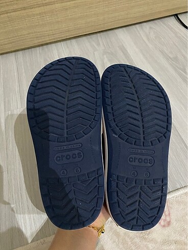 36,5 Beden lacivert Renk ORJİNAL Crocs terlik
