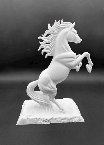 Beyaz At Figürü - Görsel 2