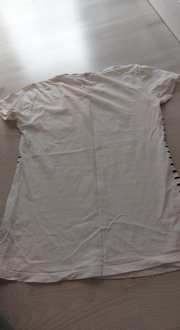 Kız Çocuk Beyaz Çizgili Baskılı Tişört - Görsel 3