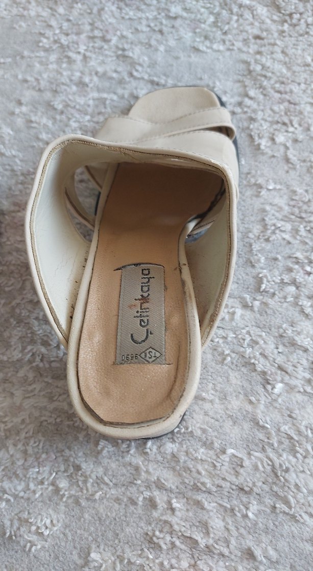 Kadın Topuklu Terlik - Görsel 3