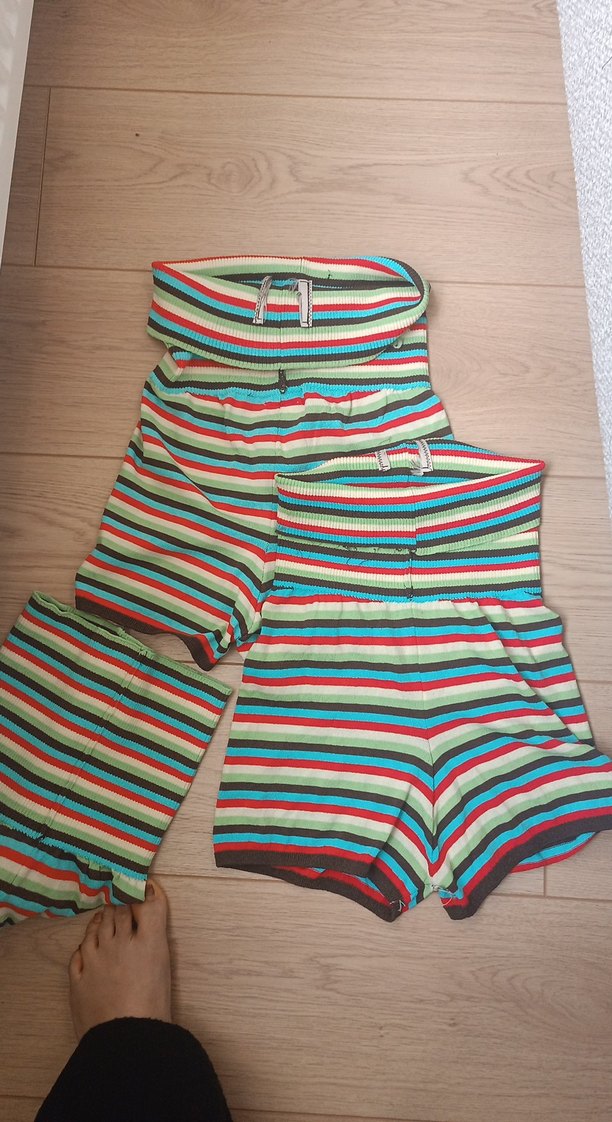 Çizgili Örgü Mini  Şort - Görsel 2