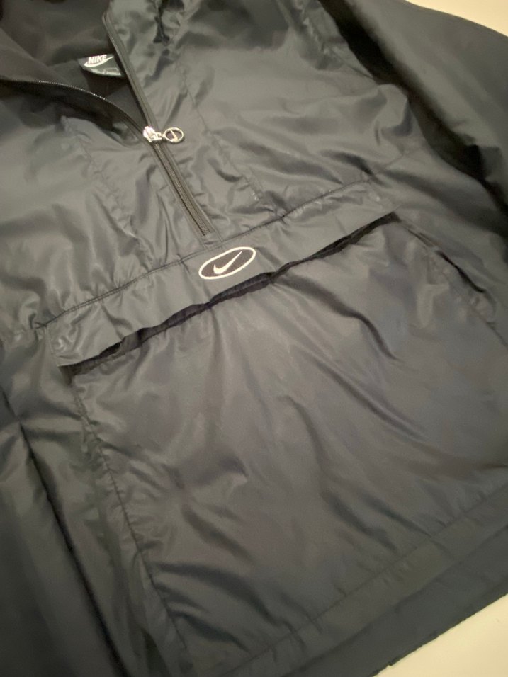 Nike Kapüşonlu yarı fermuarlı ceket M bedeni - Görsel 3