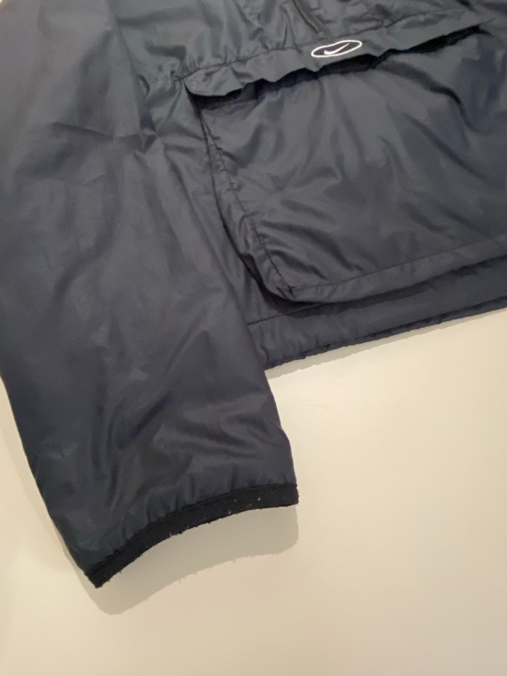 Nike Kapüşonlu yarı fermuarlı ceket M bedeni - Görsel 4