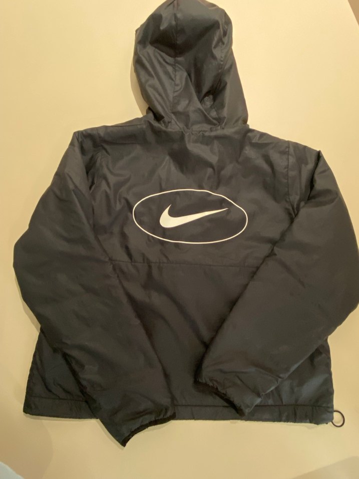 Nike Kapüşonlu yarı fermuarlı ceket M bedeni - Görsel 5