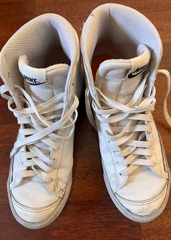 Beyaz Nike Spor Ayakkabı - Görsel 2