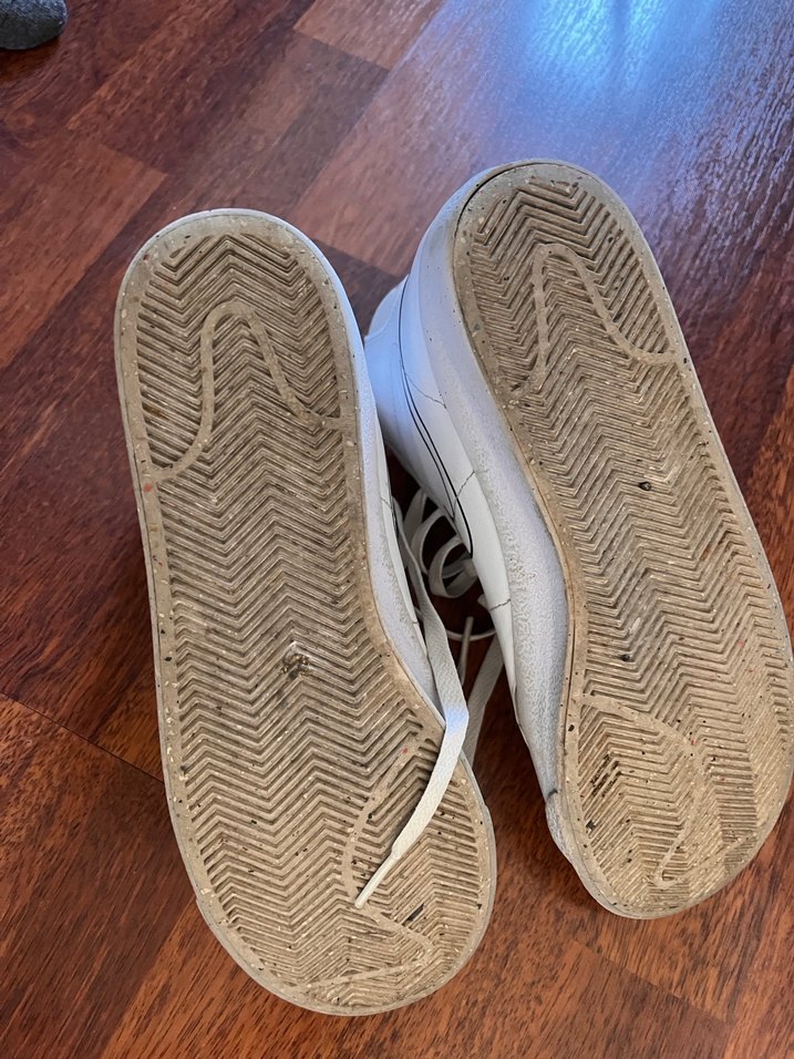 Beyaz Nike Spor Ayakkabı - Görsel 4