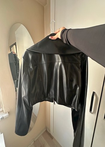 Beyyoglu rugan ceket - Görsel 3