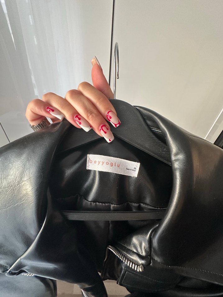 Beyyoglu rugan ceket - Görsel 4