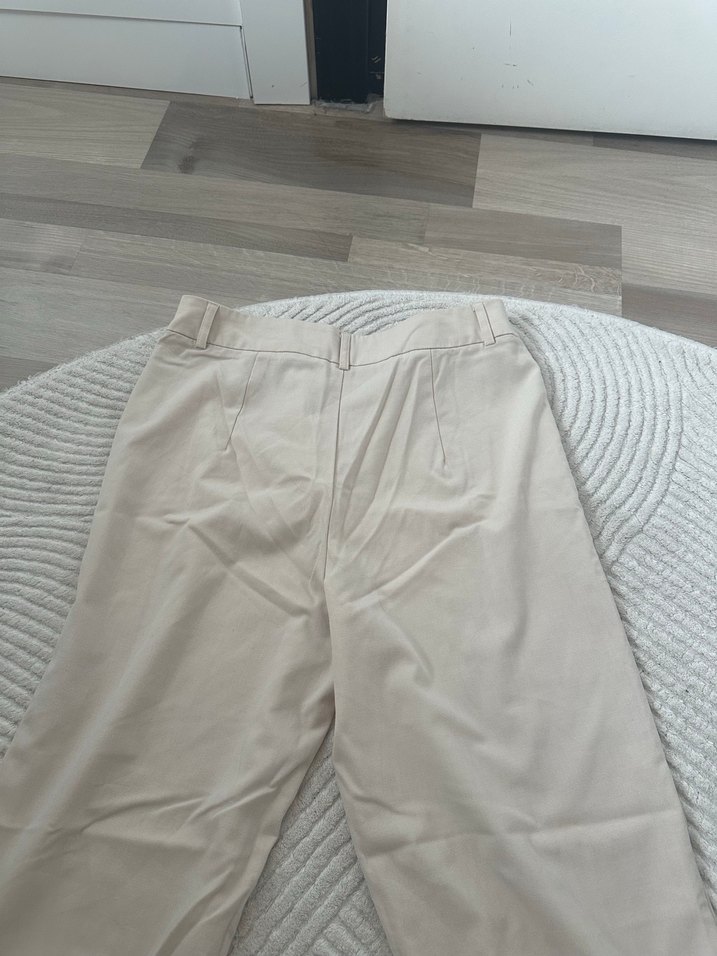 Stradivarius krem pantalon - Görsel 4