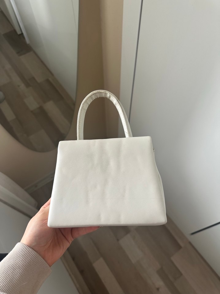 Beyaz Mini Kol Çantası - Görsel 2