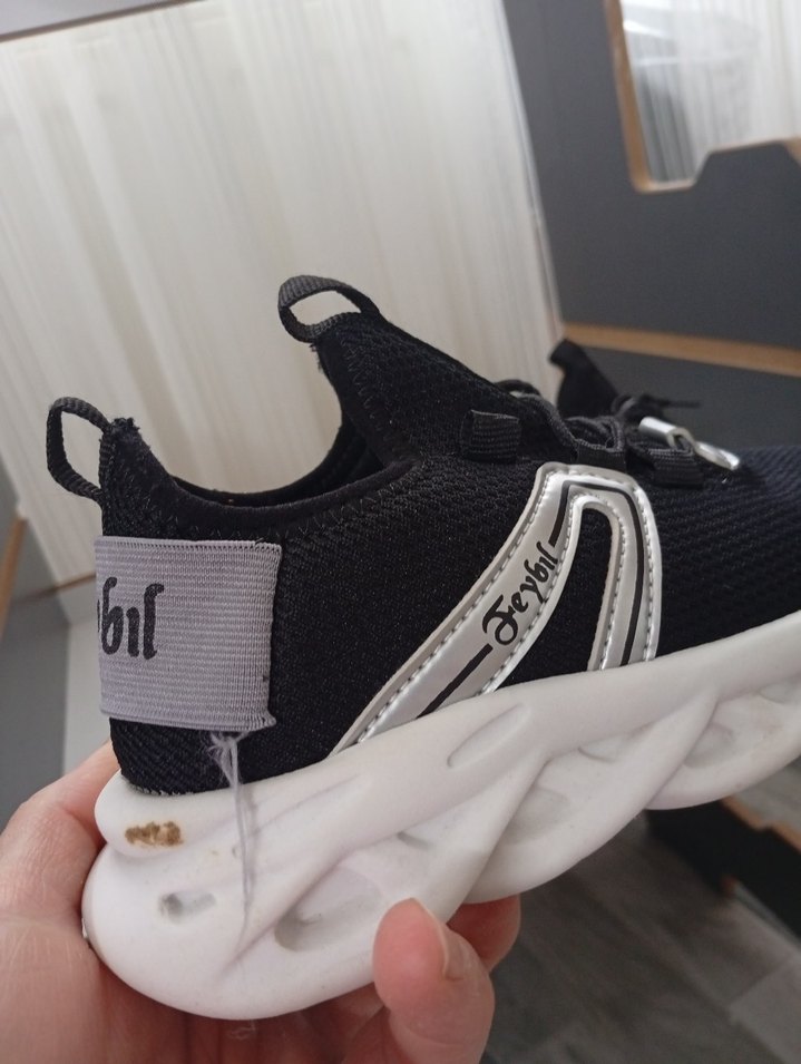 Siyah Gri Elastik Bağcıklı Spor Ayakkabı - Görsel 5