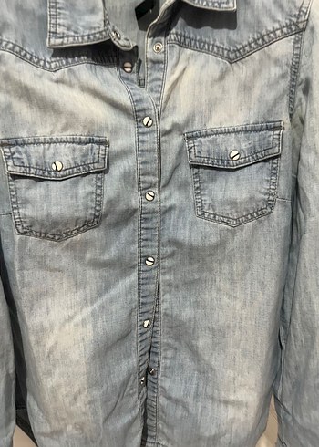 Düğmeli Gri Denim Kadın Gömlek - Görsel 2