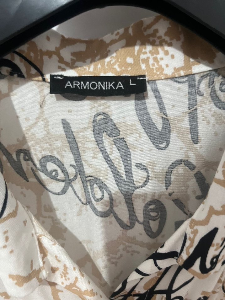 Bej Baskılı Kısa Kollu Kadın Gömlek - Görsel 3