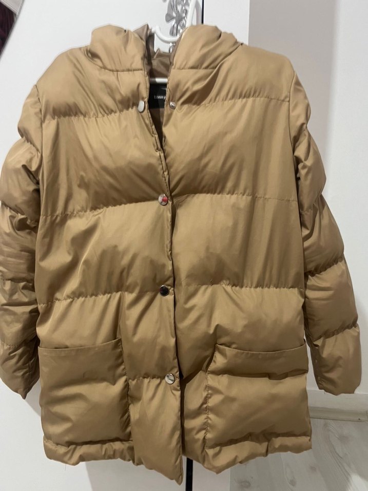 Bej Düğmeli Kadın Kışlık Mont - Görsel 2