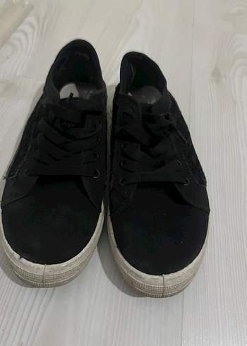 Siyah Dantel Detaylı Kadın Spor Ayakkabı - Görsel 3