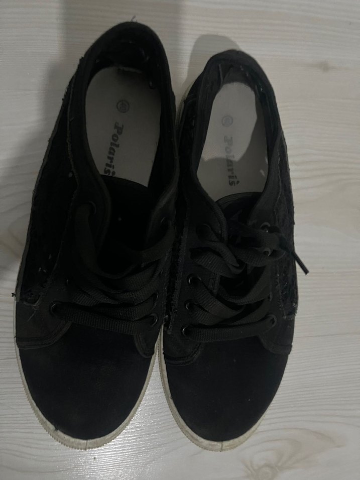 Siyah Dantel Detaylı Kadın Spor Ayakkabı - Görsel 2