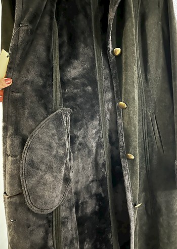 Siyah Nakışlı Uzun Süet Kadın Kaban - Görsel 6