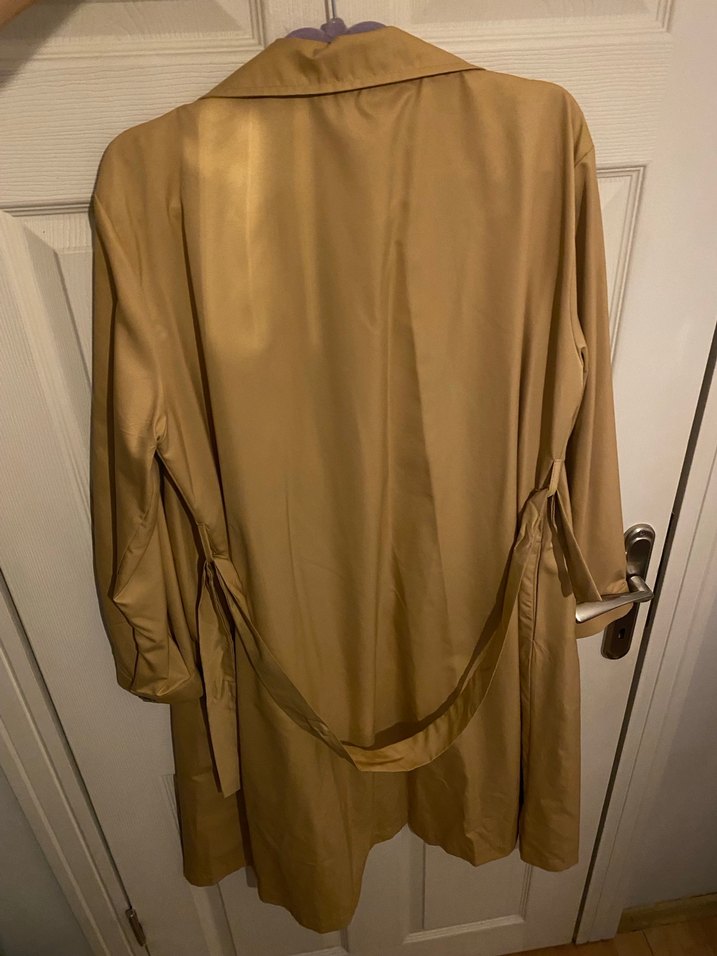 Bej Uzun Kadın Trençkot Düğmeli - Görsel 4