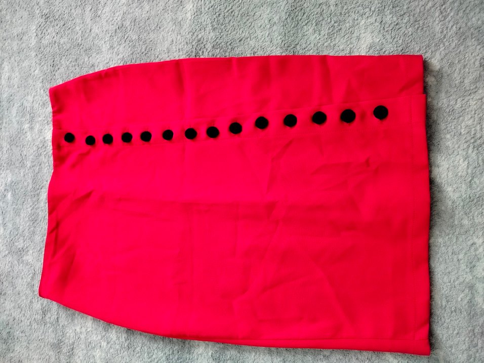 Düğmeli Diz boyunda kalem etek sıfırdır sadece etiketi yok - Görsel 2