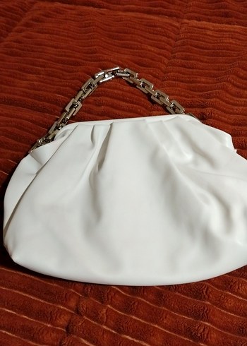 Beyaz Zincir Detaylı Deri Kadın Çanta - Görsel 2