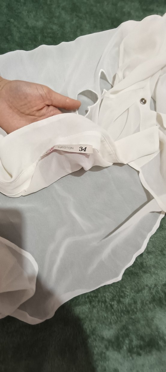 Düğmeli kalp detaylı şifon zarif gömlek - Görsel 3