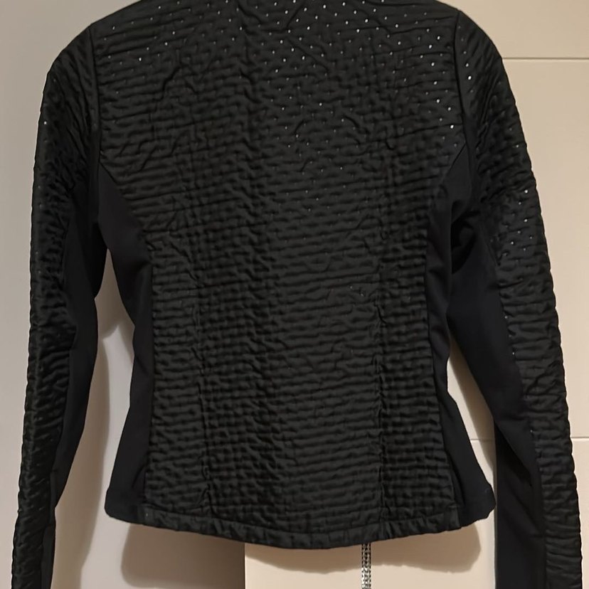 Adidas Siyah Kadın Koşu Ceketi - Görsel 3